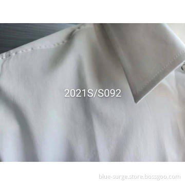 Two-pocket White Garment Men's Leisure Shirts